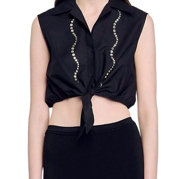 Black Sleeveless Tie-Front Top - Picture 1 of 5